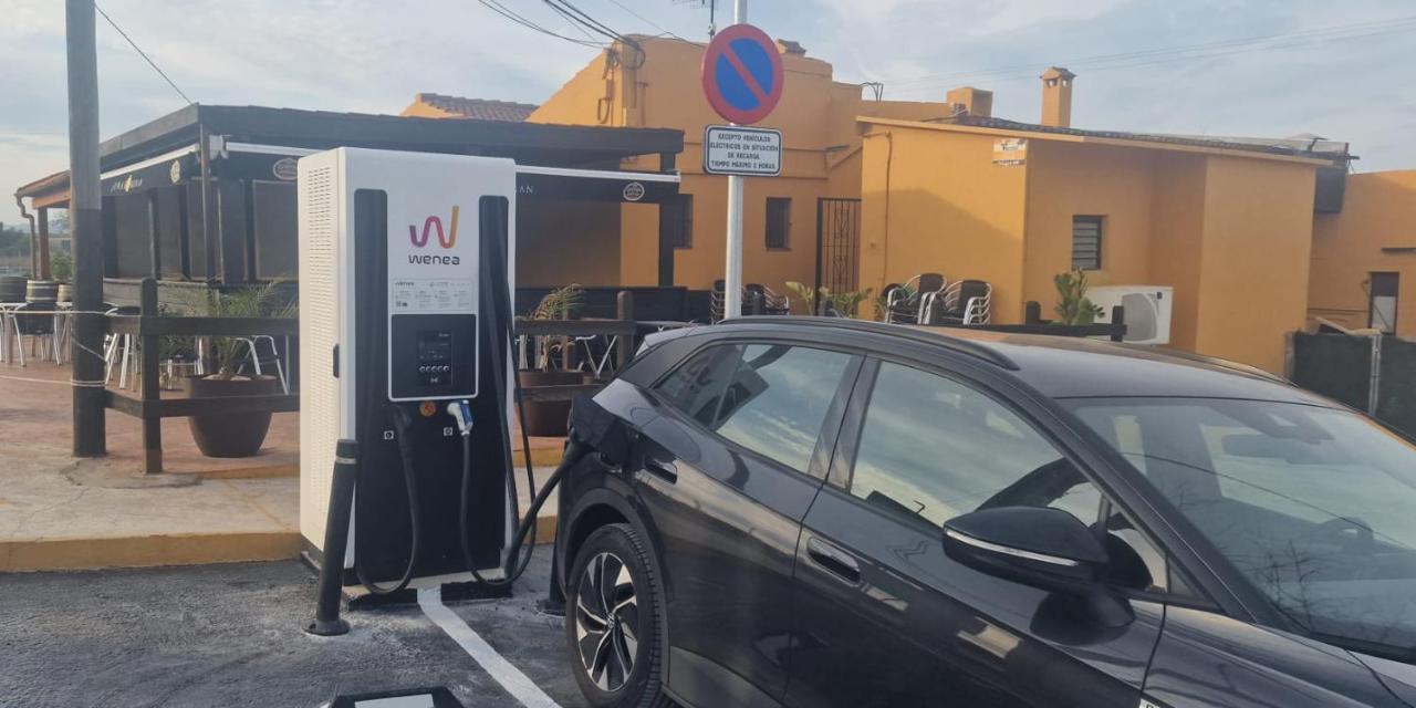 Caseta De L'Avi Camarles Exteriör bild